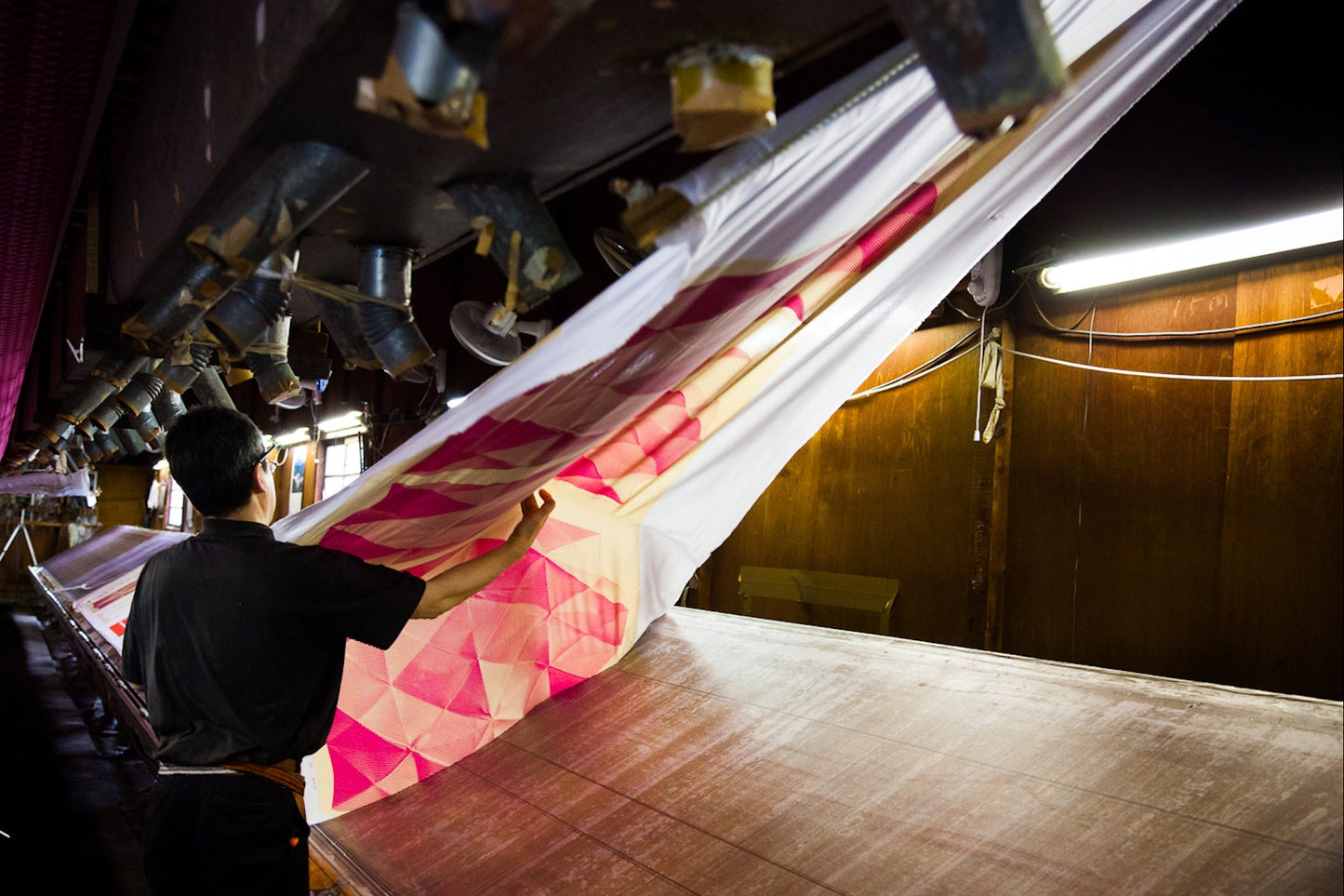 「Folded Paper Pink」風呂敷