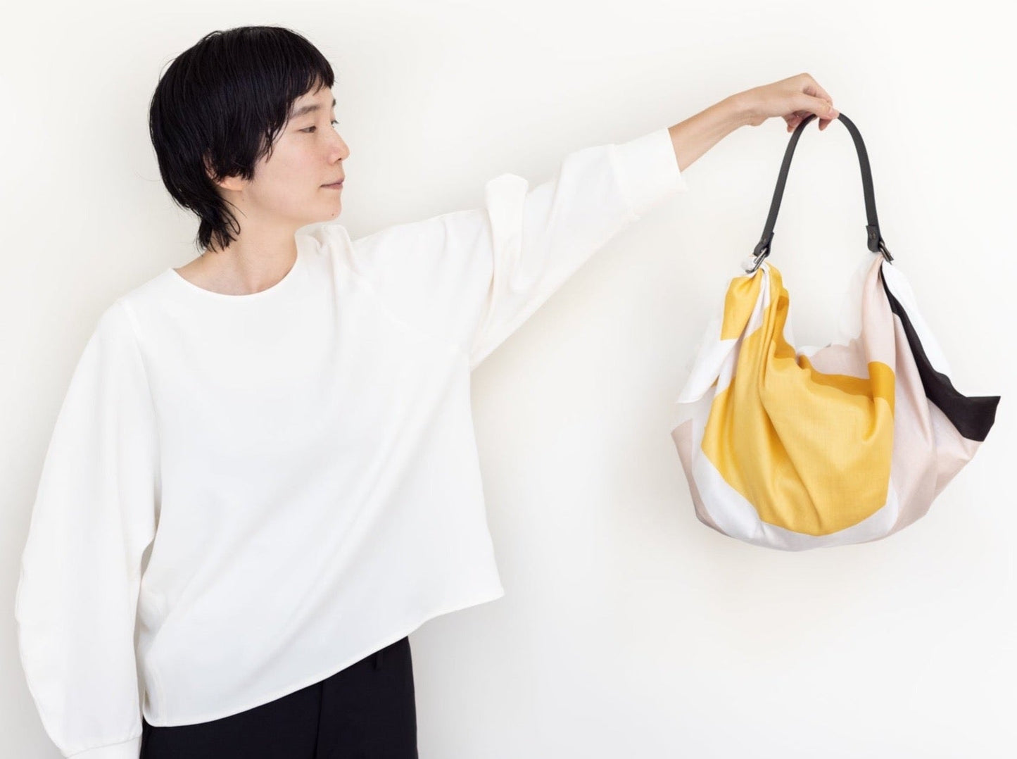 「Contour」風呂敷 & ストラップセット