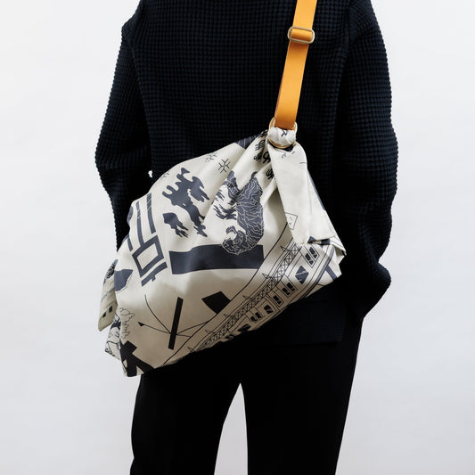 「Tokyo Manga Midnight Blue & Mustard」風呂敷アジャスタブルストラップセット