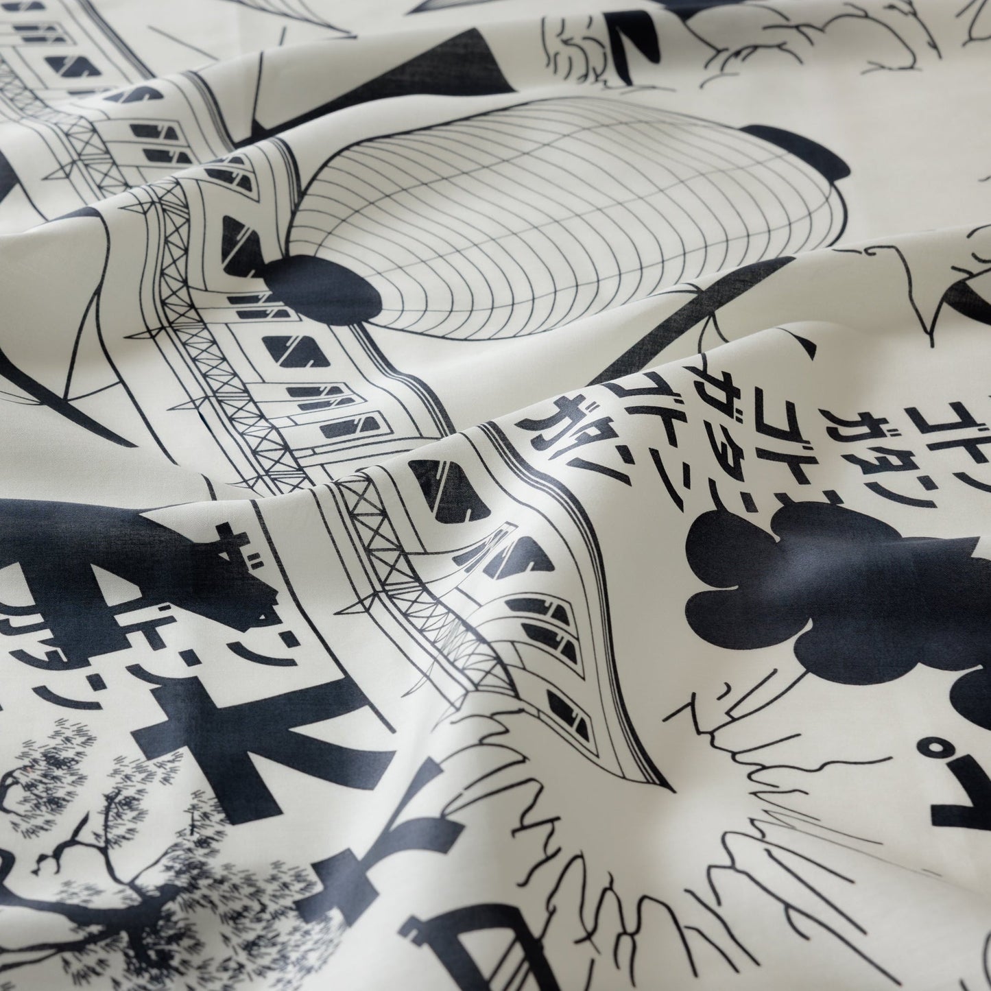 「Tokyo Manga Midnight Blue & Mustard」風呂敷アジャスタブルストラップセット
